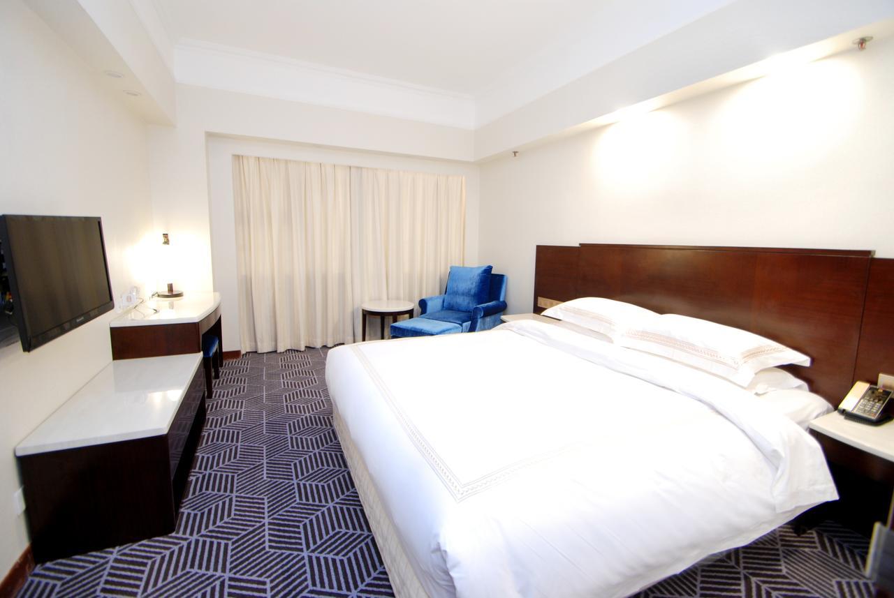 Overseas Chinese Friendship Hotel Canton Extérieur photo